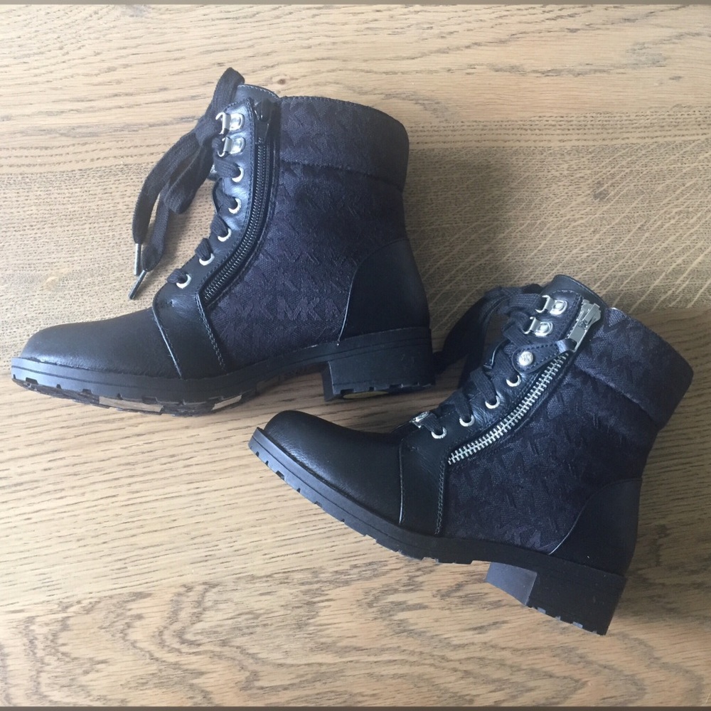 Brand New! Michael Kors Kids boots